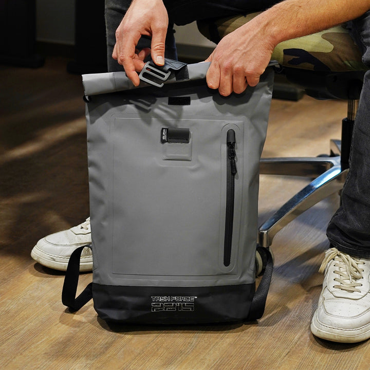 TF-2215 Urban Creek Drybag 18L - Grijs